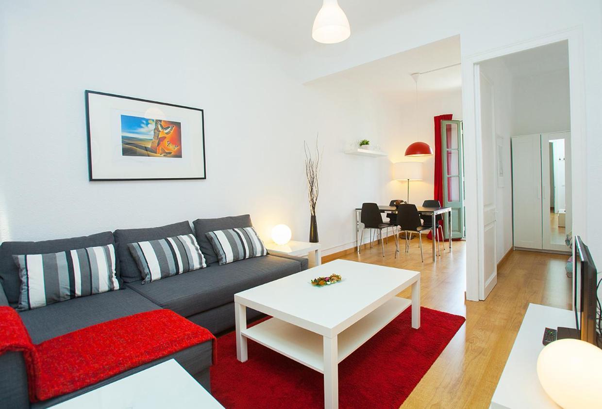 Gaudi Sagrada Familia Apartment