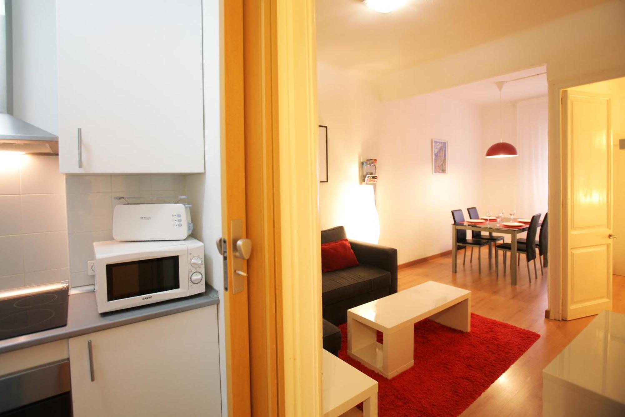 Gaudi Sagrada Familia Apartment *