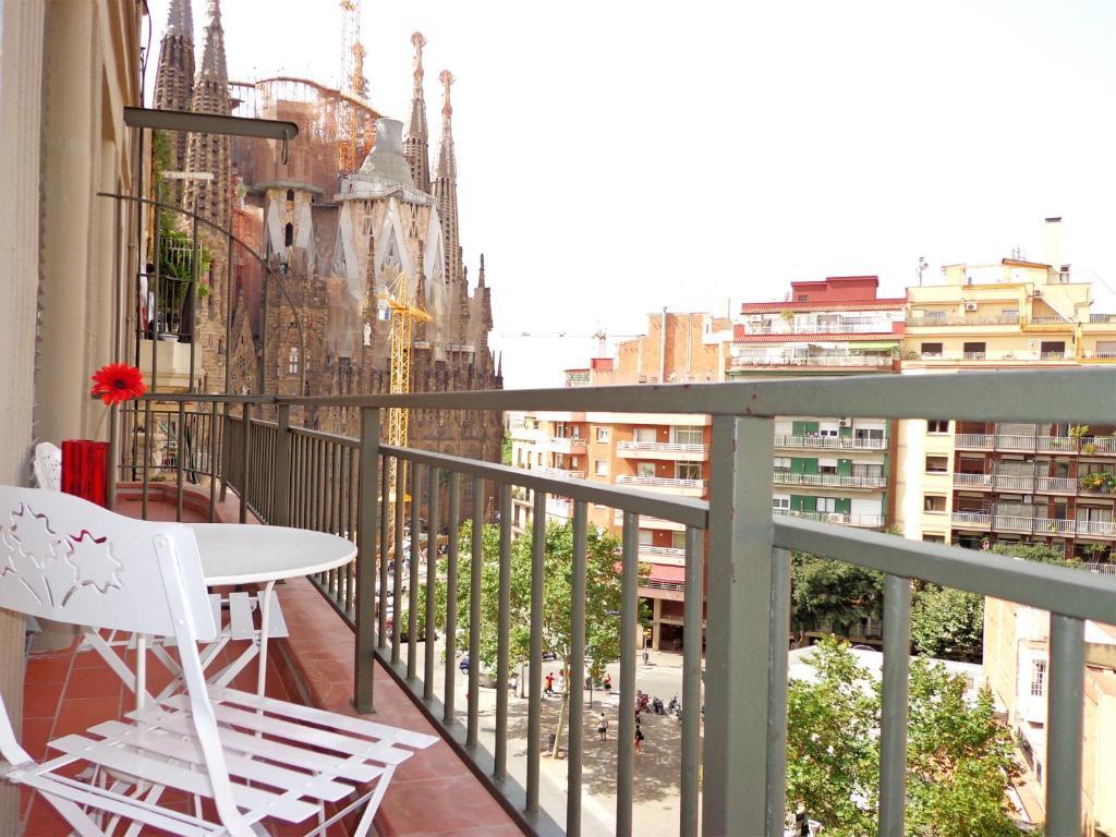 Gaudi Sagrada Familia Barcelone